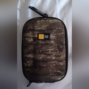 Case Logic Portable Hard Shell Case-Camo